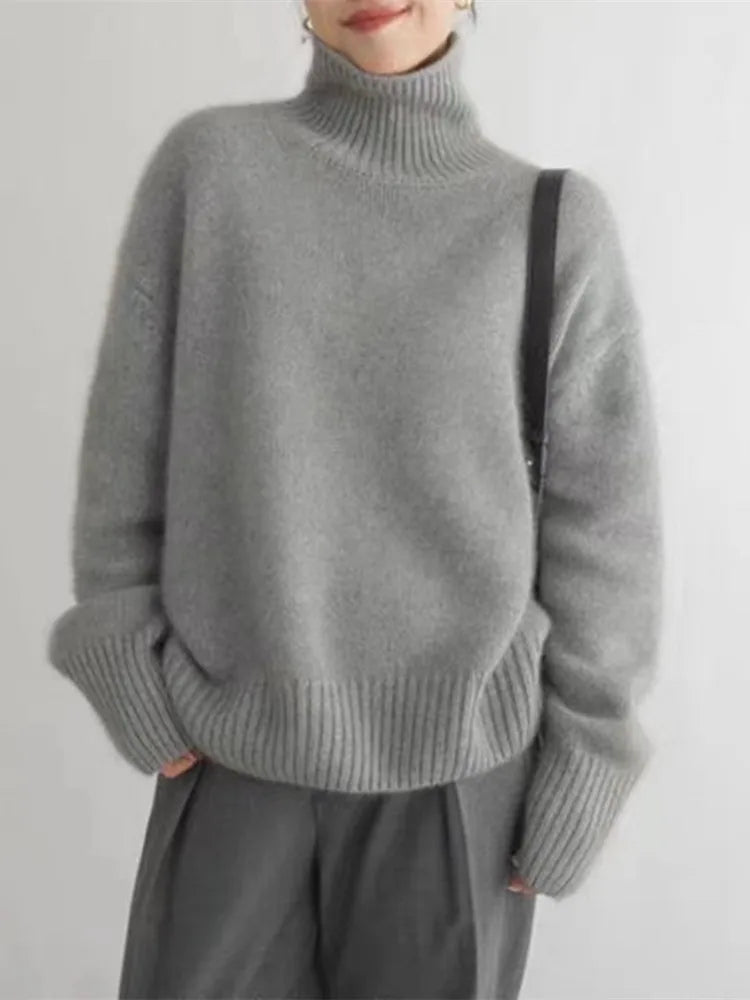 Cashmere Sweater for Women with Effortless Style 2