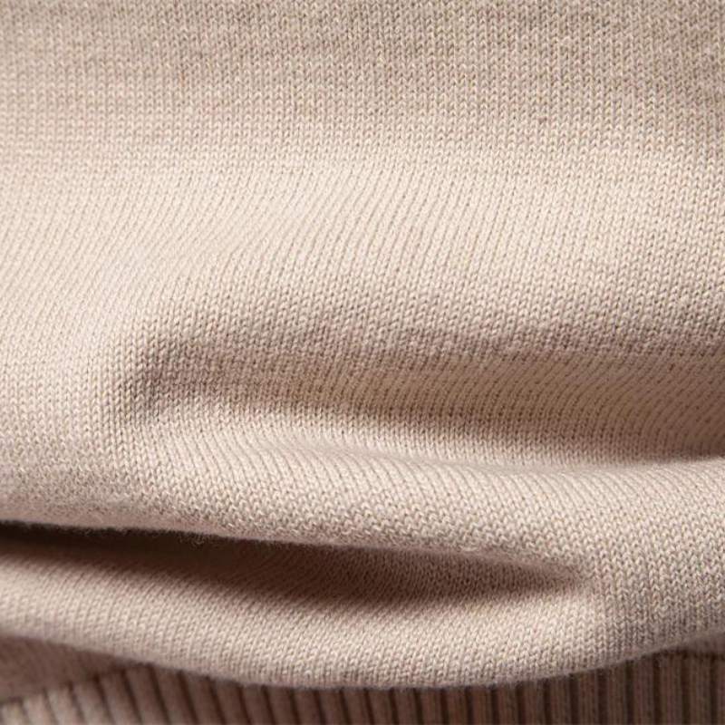 Elegant Slim-Fit Sweater for Men and Women - Soft, Breathable Fabric in Classic Colors, Tailored Comfort for Any Occasion 12