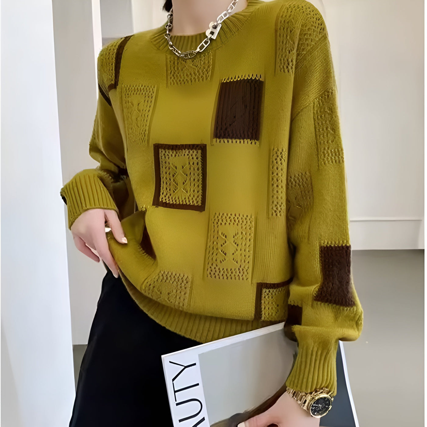 Chic Loose-Fit Women's Sweater with Round Neckline and Long Sleeves – Comfortable Knit Top for Everyday Style 6
